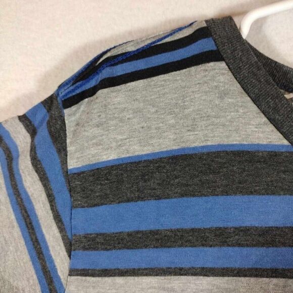 Boys Size Small Distortion T-shirt, Gently Used, Striped Blue Grey White - Picture 3 of 8